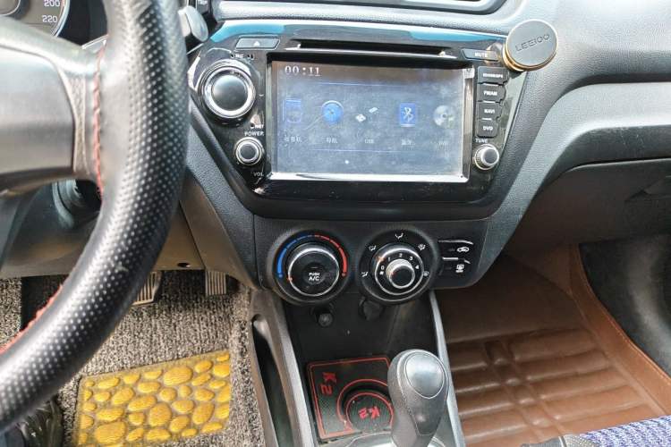Used Kia K2 2011 Sedan 1.4L Automatic GLS Audio And AC Panel