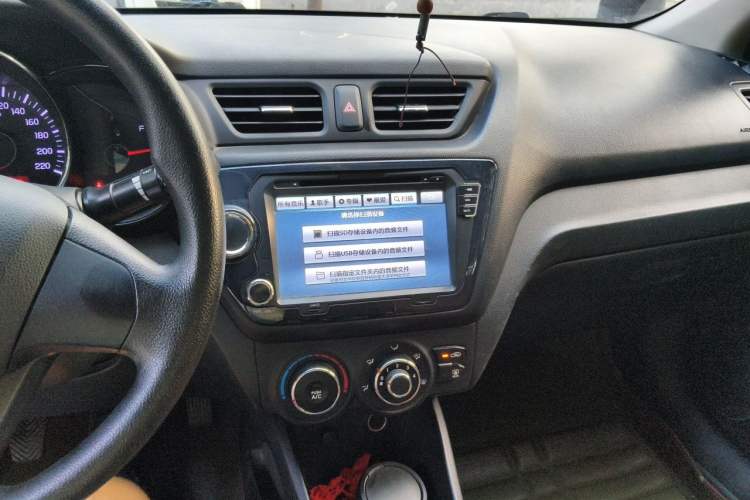 Used Kia K2 2011 Sedan 1.4L Manual Transmission GLS Audio And AC Panel