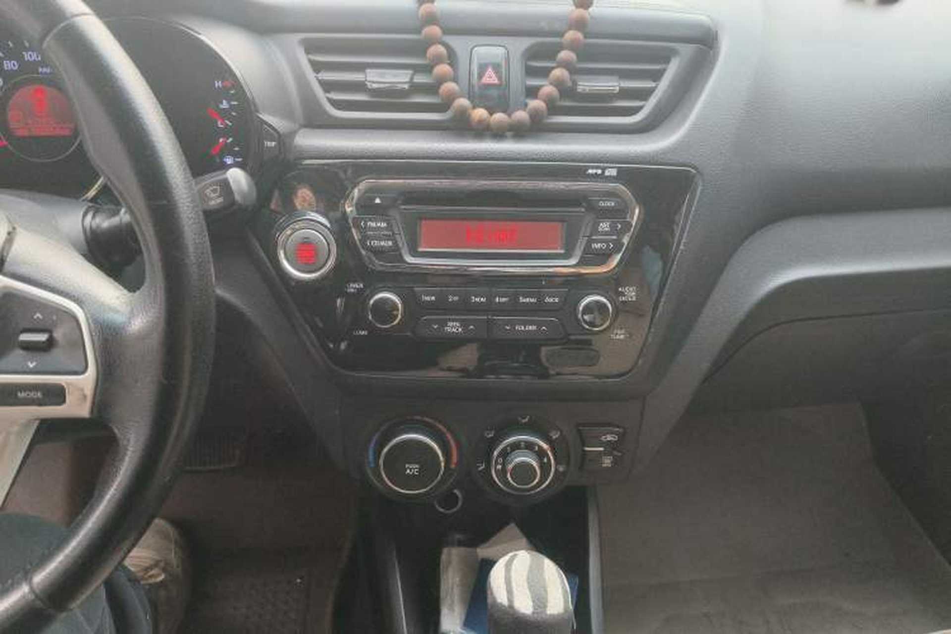 Used Kia K2 2011 Sedan 1.6L Automatic Transmission Premium Audio And AC Panel