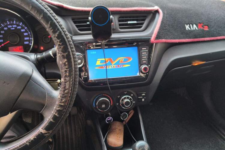 Used Kia K2 2011 Sedan 1.4L Manual Transmission GLS Audio And AC Panel