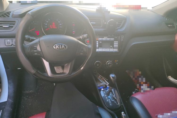 Used Kia K2 2011 Sedan 1.6L Automatic Transmission Premium Center Console