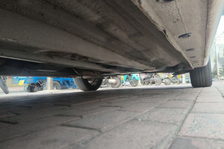 Used Kia K2 2011 Sedan 1.6L Automatic Transmission Premium Chassis Front Left
