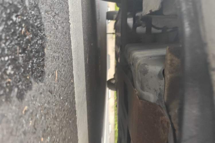 Used Kia K2 2011 Sedan 1.4L Automatic GLS Chassis Front Right