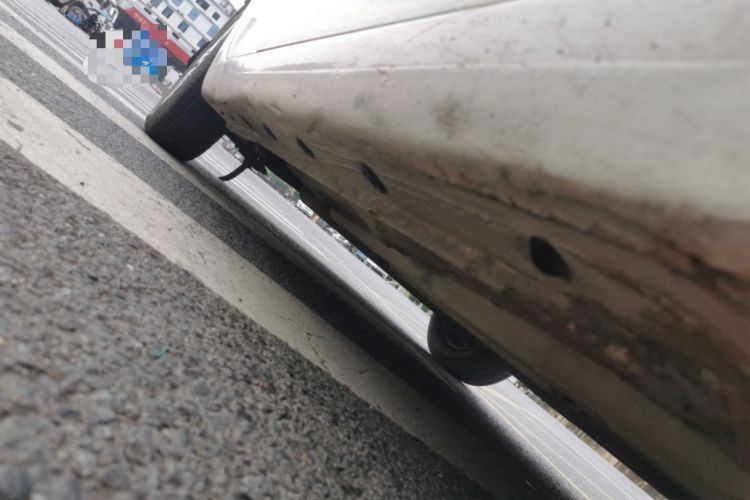 Used Kia K2 2011 Sedan 1.4L Automatic GLS Chassis Front Right