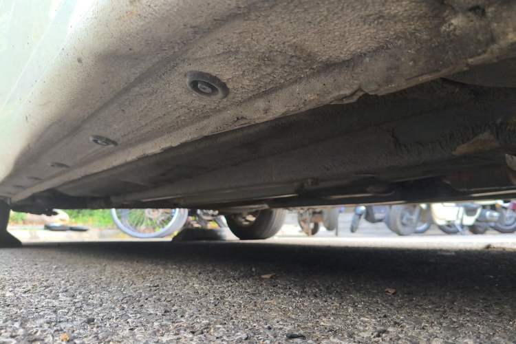 Used Kia K2 2011 Sedan 1.4L Manual Transmission GLS Chassis Front Right