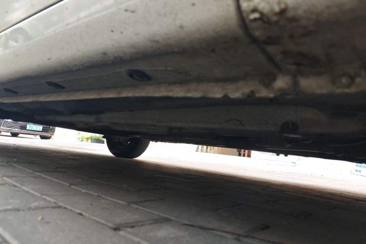 Used Kia K2 2011 Sedan 1.4L Automatic GLS Chassis Front Right