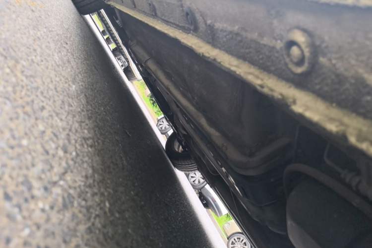 Used Kia K2 2011 Sedan 1.6L Automatic Transmission Premium Chassis Rear Left