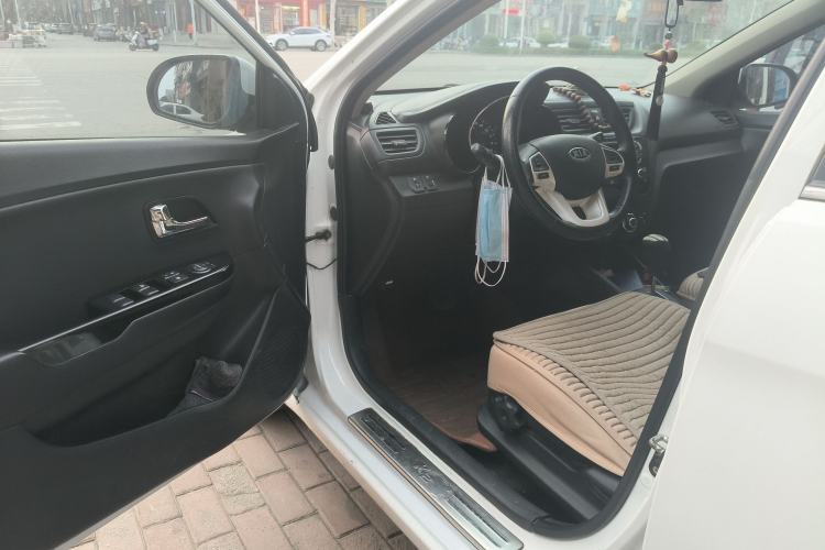 Used Kia K2 2011 Sedan 1.6L Automatic Transmission Premium Driver Seat