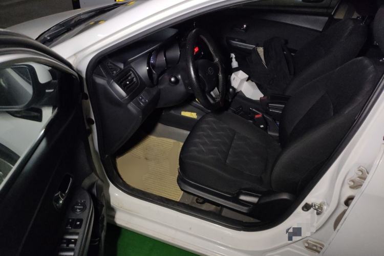 Used Kia K2 2011 Sedan 1.4L Manual Transmission GLS Driver Seat