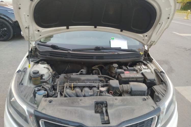 Used Kia K2 2011 Sedan 1.4L Automatic Top-Trim Engine Bay