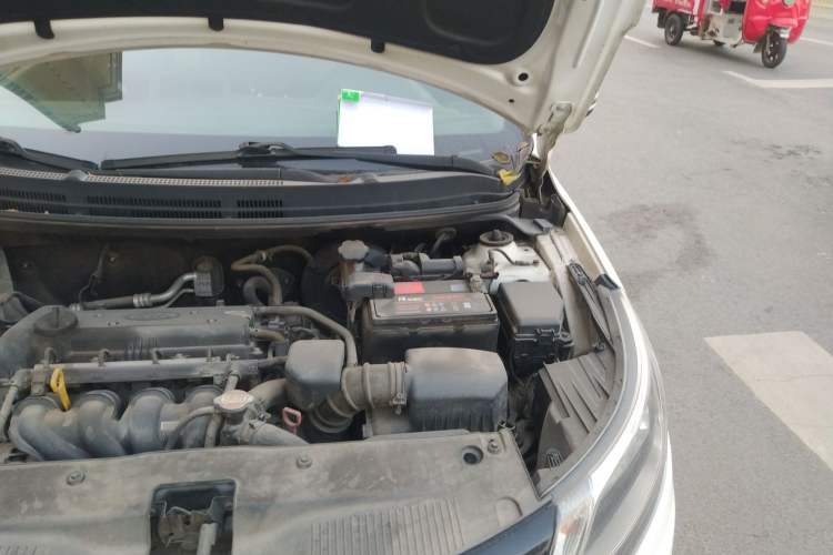 Used Kia K2 2011 Sedan 1.4L Automatic Top-Trim Engine Bay Left