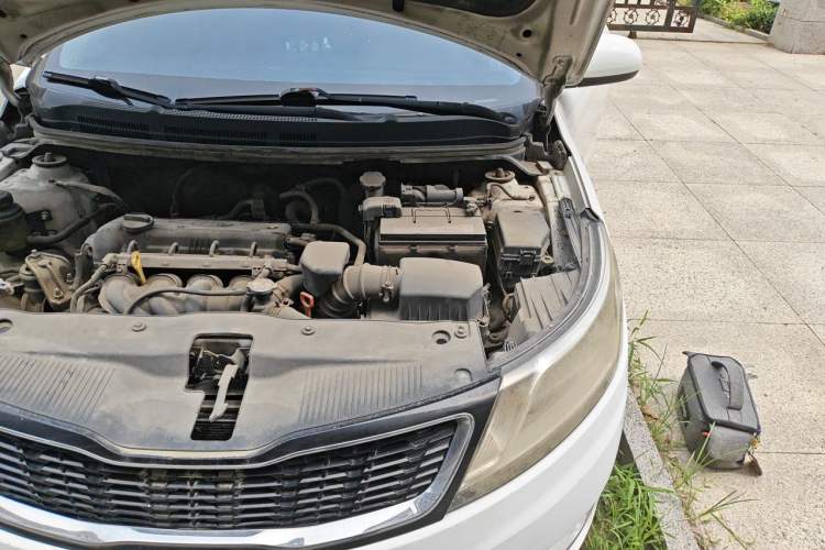 Used Kia K2 2011 Sedan 1.4L Automatic GLS Engine Bay Left