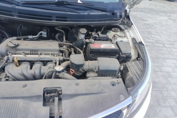 Used Kia K2 2011 Sedan 1.4L Automatic GLS Engine Bay Left