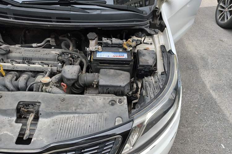 Used Kia K2 2011 Sedan 1.6L Automatic Transmission Premium Engine Bay Left