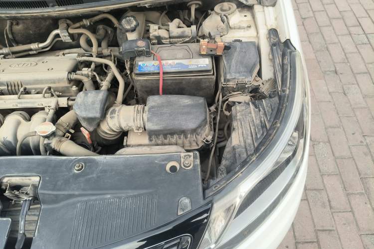 Used Kia K2 2011 Sedan 1.6L Automatic Transmission Premium Engine Bay Left