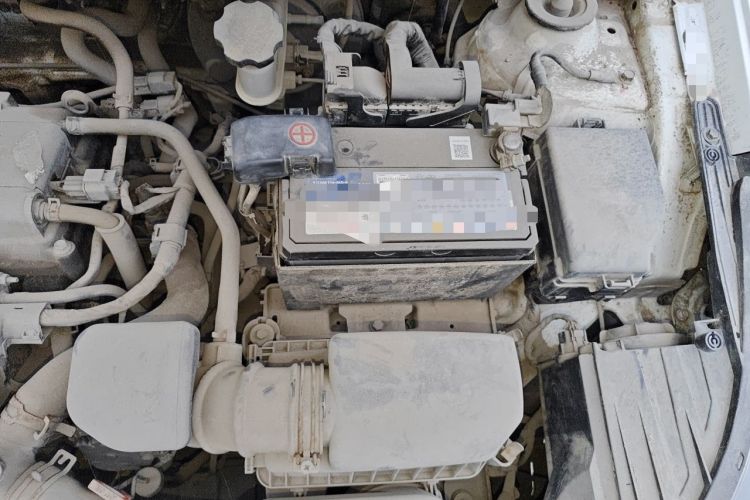 Used Kia K2 2011 Sedan 1.4L Automatic GLS Engine Bay Left