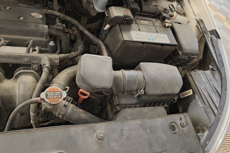 Used Kia K2 2011 Sedan 1.4L Automatic GLS Engine Bay Left