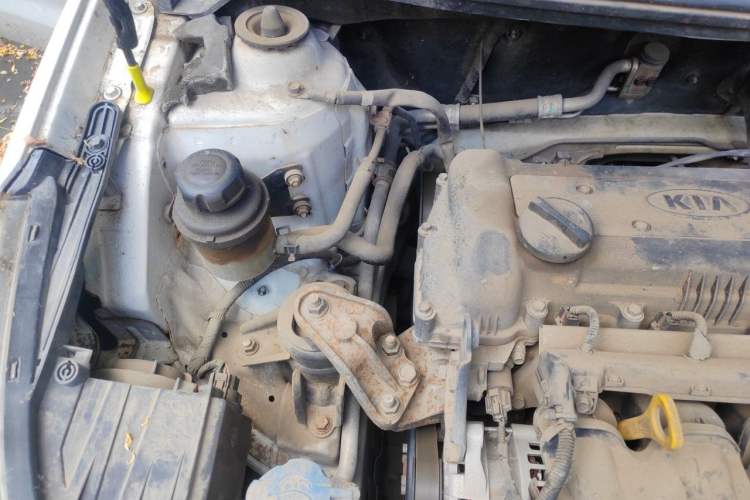 Used Kia K2 2011 Sedan 1.4L Automatic GLS Engine Bay Right