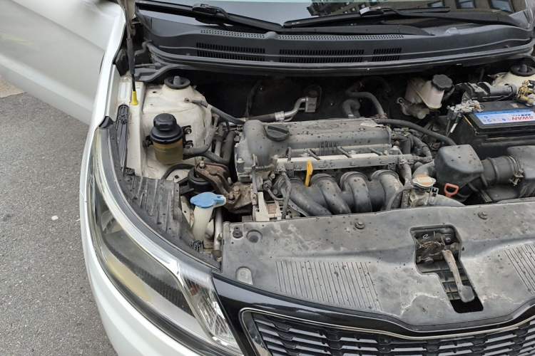 Used Kia K2 2011 Sedan 1.6L Automatic Transmission Premium Engine Bay Right