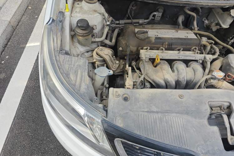 Used Kia K2 2011 Sedan 1.6L Automatic Transmission Premium Engine Bay Right