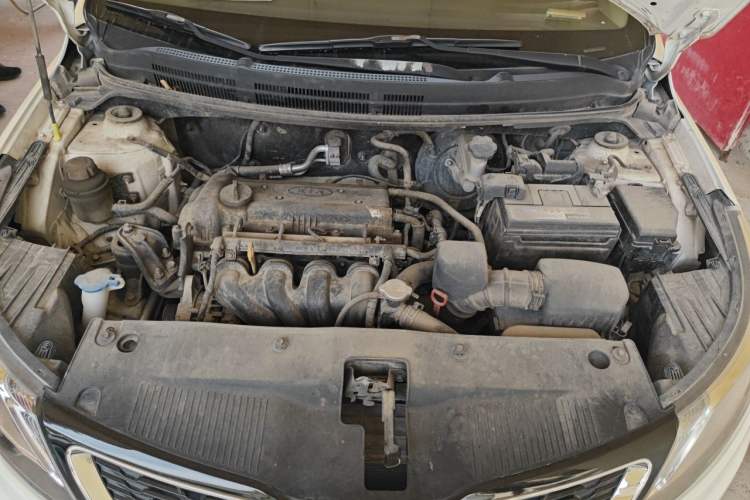Used Kia K2 2011 Sedan 1.4L Automatic GLS Engine Bay