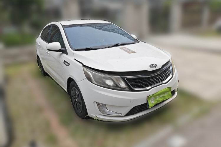 Used Kia K2 2011 Sedan 1.4L Automatic GLS Front Right 45 Deg