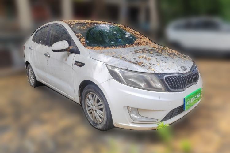Used Kia K2 2011 Sedan 1.4L Automatic GLS Front Right 45 Deg
