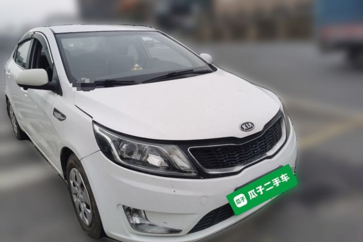 Used Kia K2 2011 Sedan 1.4L Automatic GLS Front Right 45 Deg