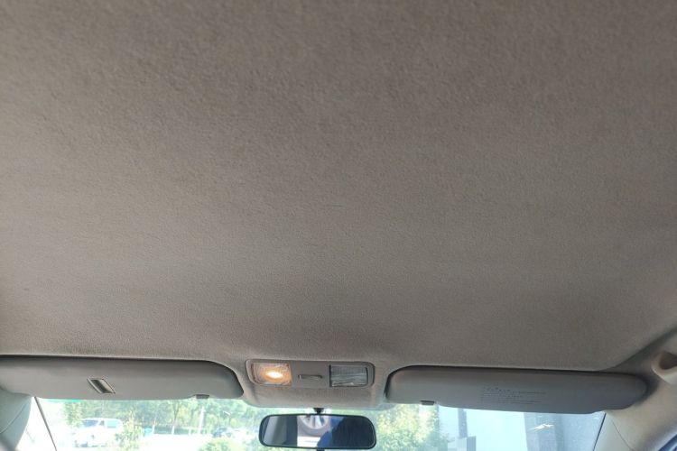 Used Kia K2 2011 Sedan 1.4L Automatic GLS Headliner