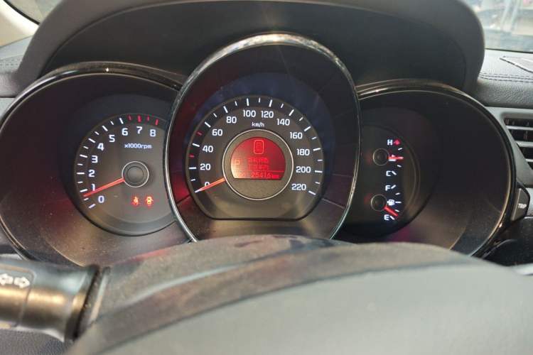 Used Kia K2 2011 Sedan 1.6L Automatic Transmission Premium Instrument Cluster