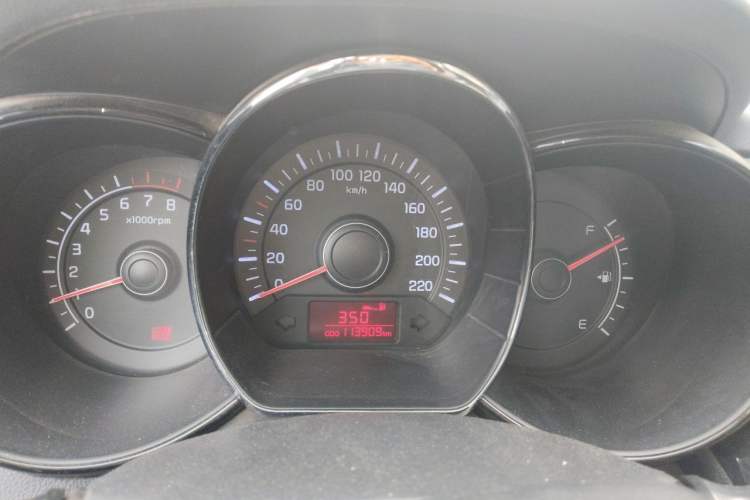 Used Kia K2 2011 Sedan 1.4L Manual Transmission GLS Instrument Cluster