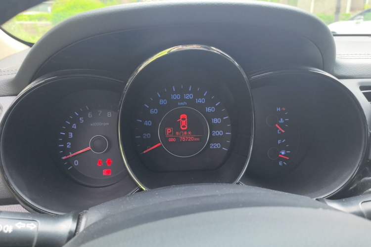 Used Kia K2 2011 Sedan 1.6L Automatic Transmission Premium Instrument Cluster