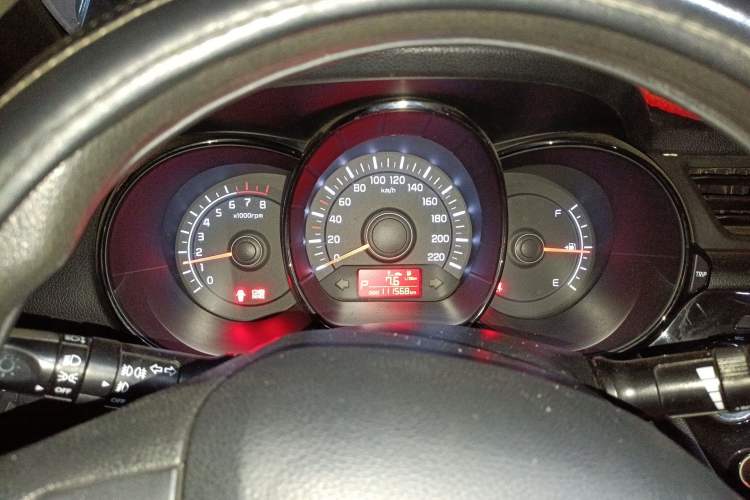 Used Kia K2 2011 Sedan 1.4L Manual Transmission GLS Instrument Cluster