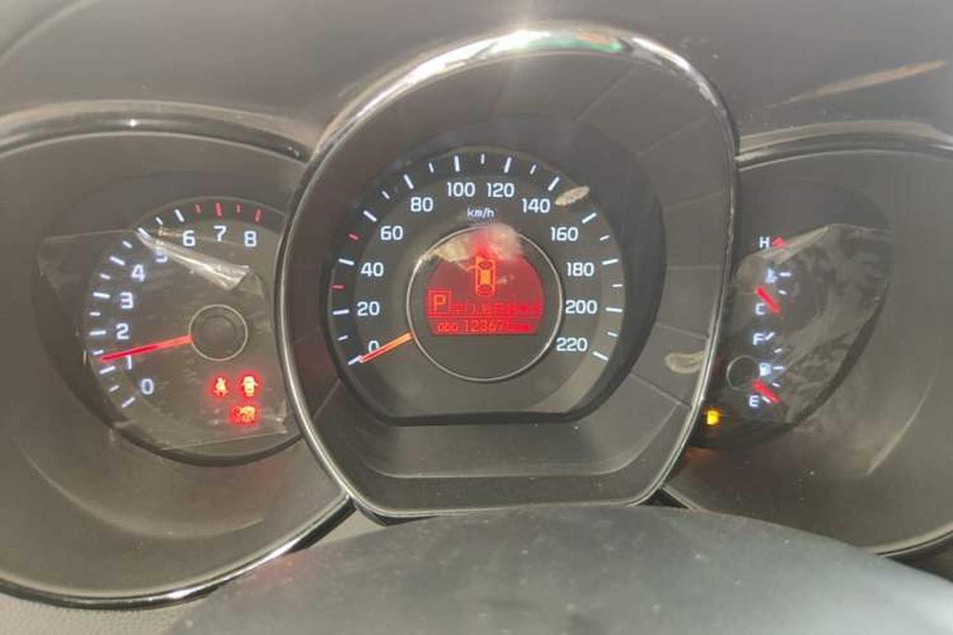 Used Kia K2 2011 Sedan 1.6L Automatic Transmission Premium Instrument Cluster