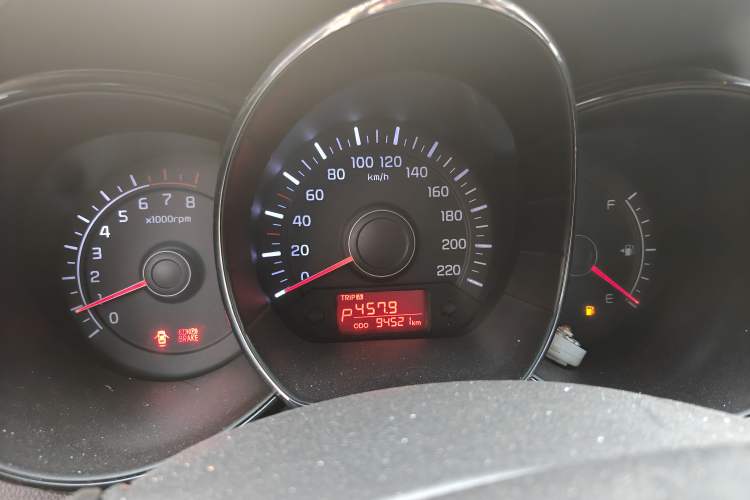 Used Kia K2 2011 Sedan 1.4L Automatic GLS Instrument Cluster