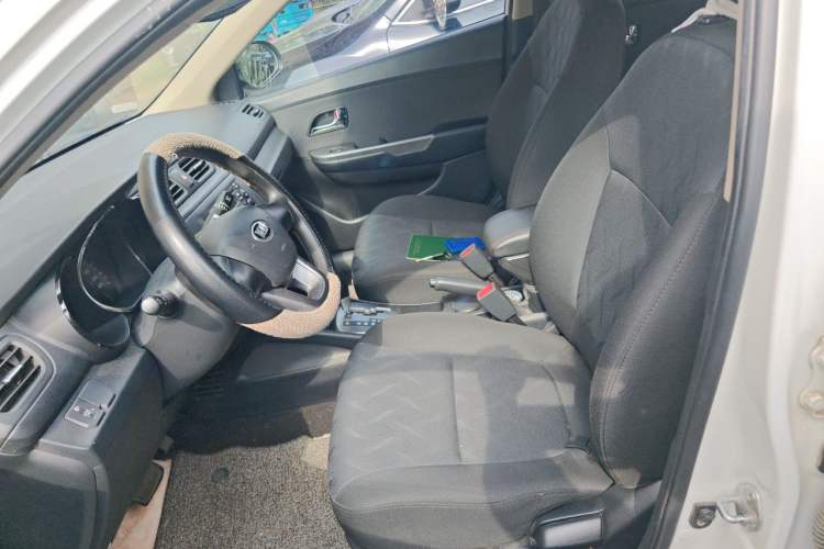 Used Kia K2 2011 Sedan 1.4L Automatic GLS Left Front Seat