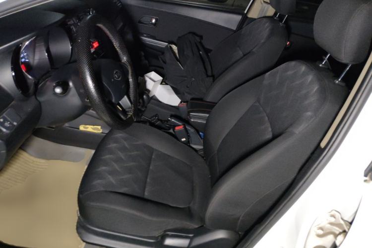 Used Kia K2 2011 Sedan 1.4L Manual Transmission GLS Left Front Seat