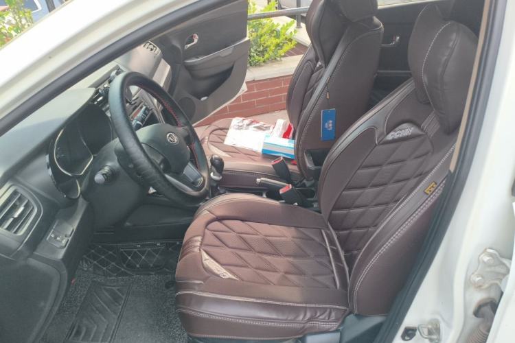 Used Kia K2 2011 Sedan 1.4L Manual Transmission GLS Left Front Seat