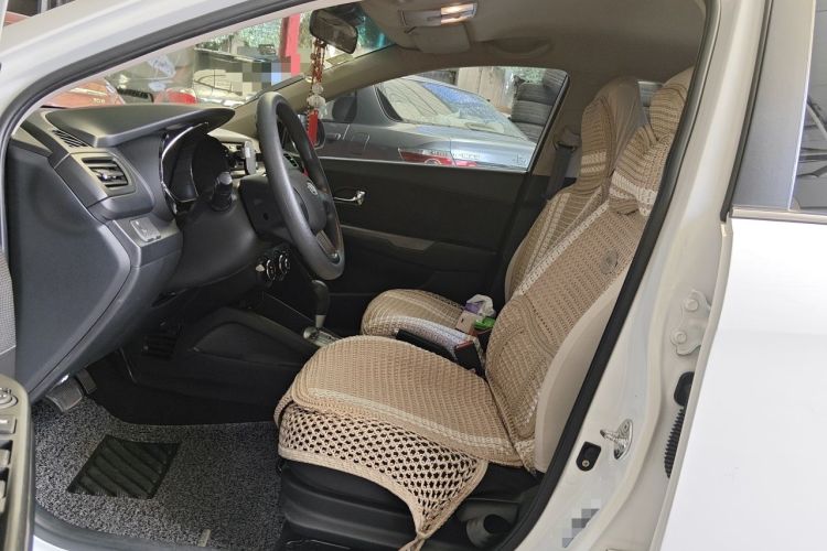 Used Kia K2 2011 Sedan 1.4L Automatic GLS Left Front Seat