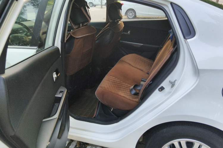 Used Kia K2 2011 Sedan 1.4L Manual Transmission GLS Left Rear Seat