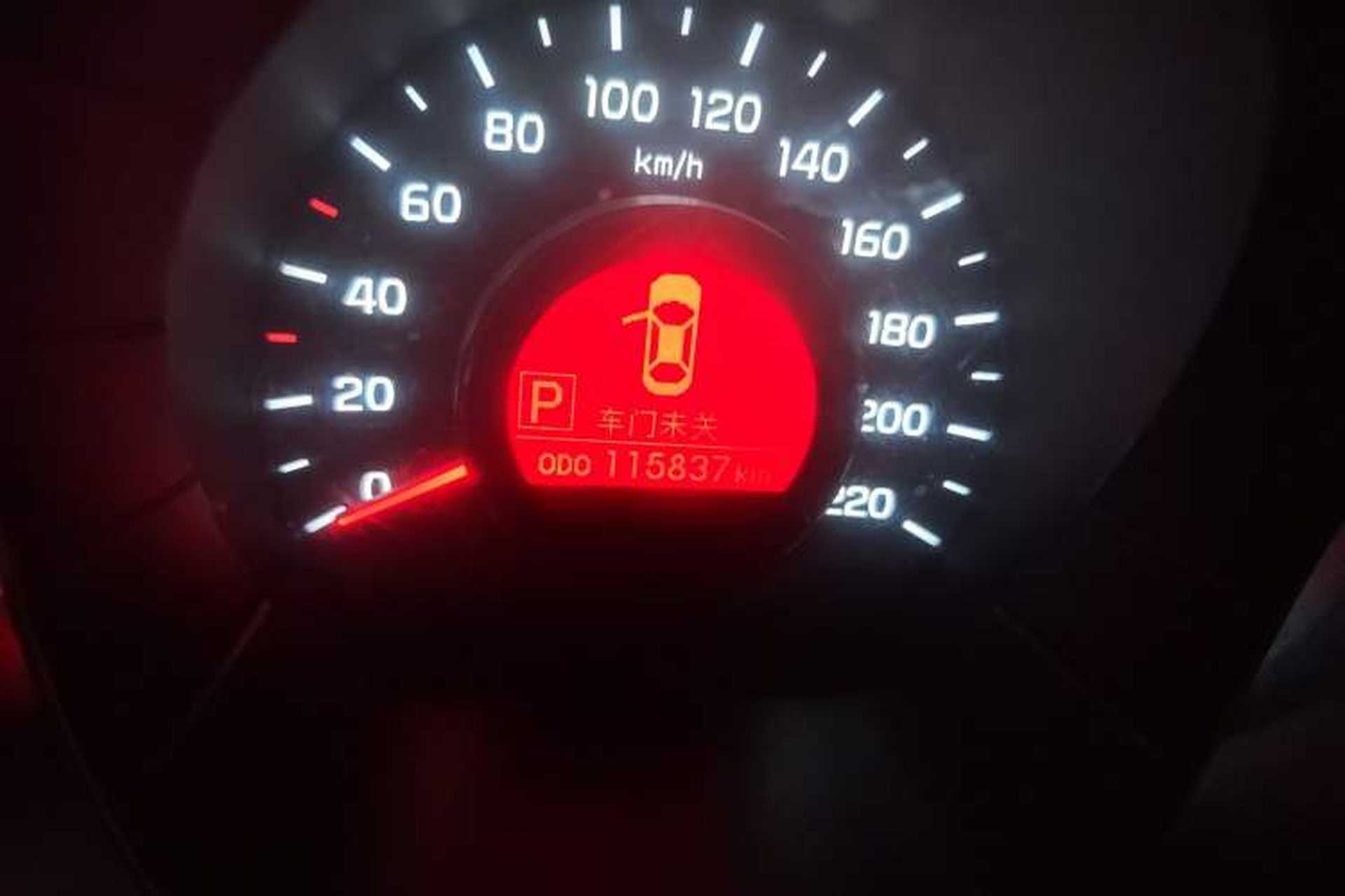 Used Kia K2 2011 Sedan 1.6L Automatic Transmission Premium Odometer Close Up