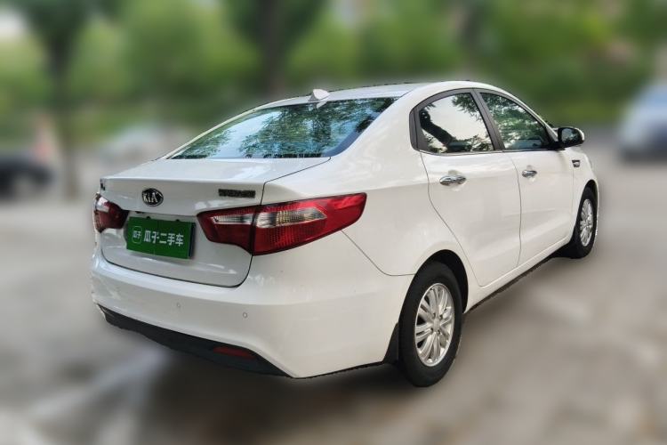 Used Kia K2 2011 Sedan 1.4L Manual Transmission GLS Rear Right 45 Deg