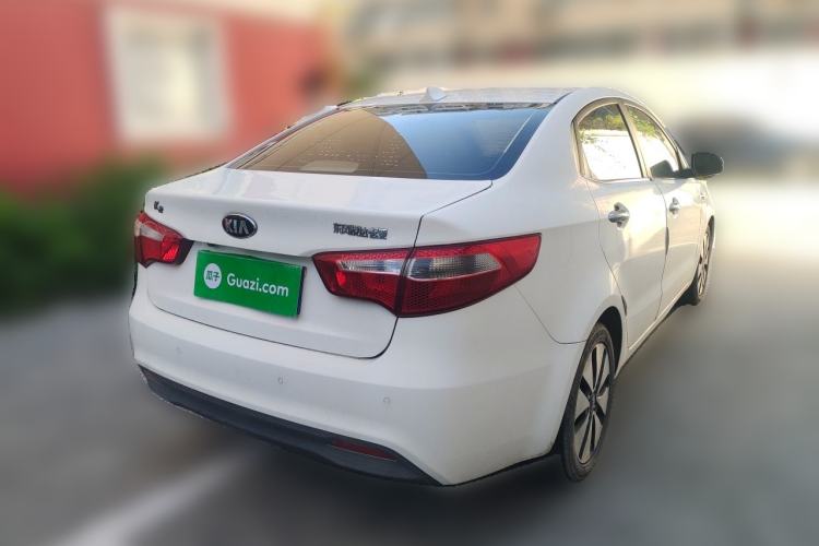 Used Kia K2 2011 Sedan 1.6L Automatic Transmission Premium Rear Right 45 Deg