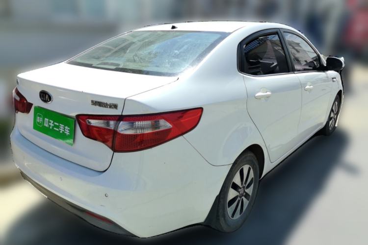Used Kia K2 2011 Sedan 1.4L Manual Transmission GLS Rear Right 45 Deg