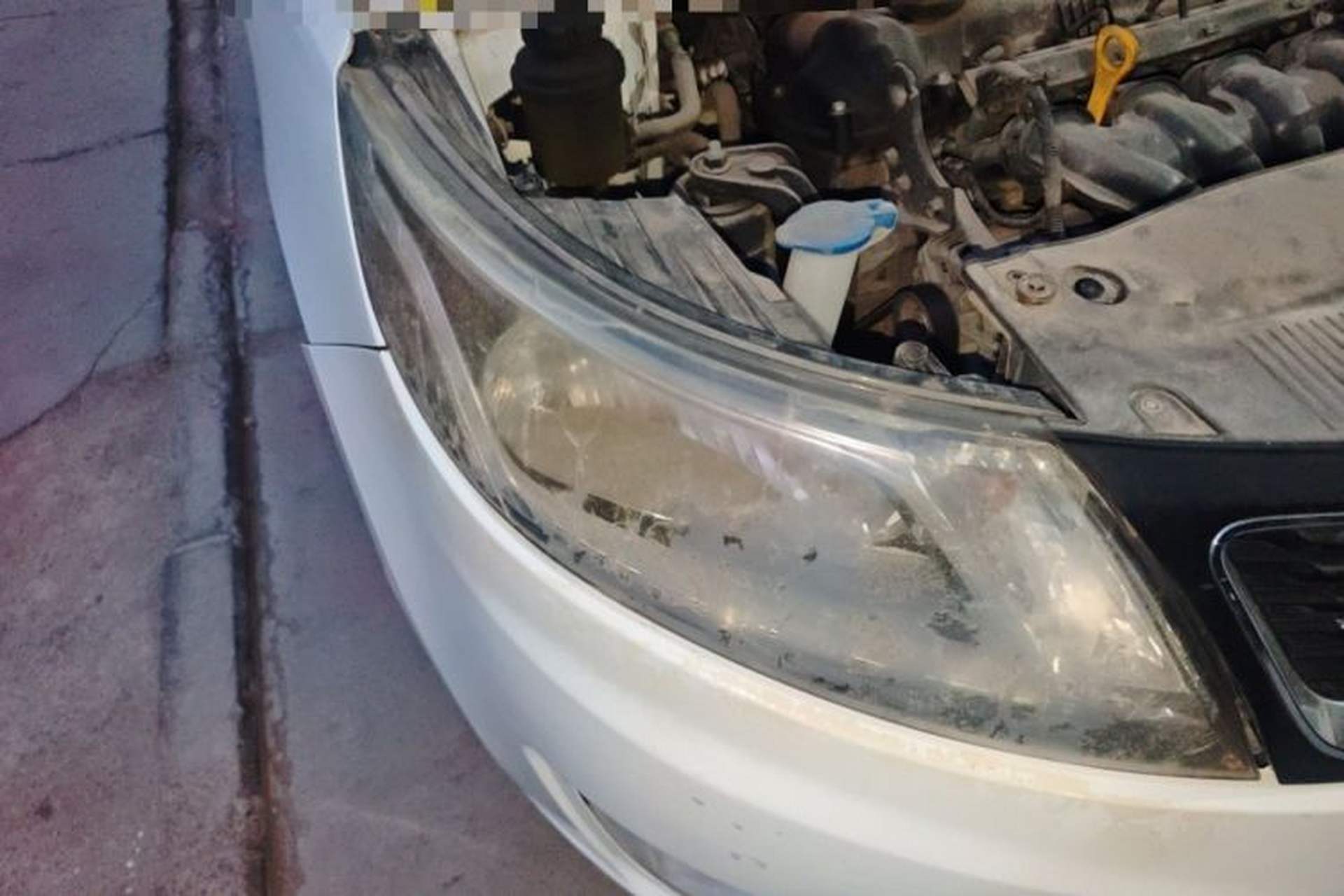 Used Kia K2 2011 Sedan 1.6L Automatic Transmission Premium Right Front Headlight