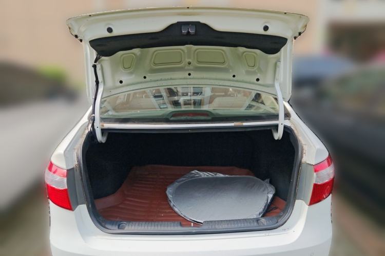 Used Kia K2 2011 Sedan 1.4L Automatic GLS Trunk