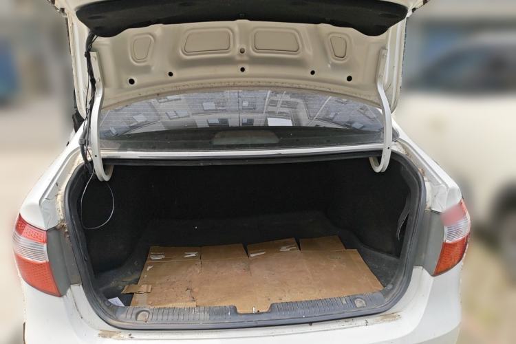 Used Kia K2 2011 Sedan 1.4L Automatic GLS Trunk