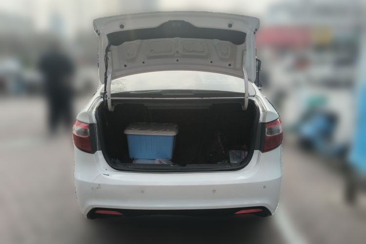 Used Kia K2 2011 Sedan 1.6L Automatic Transmission Premium Trunk