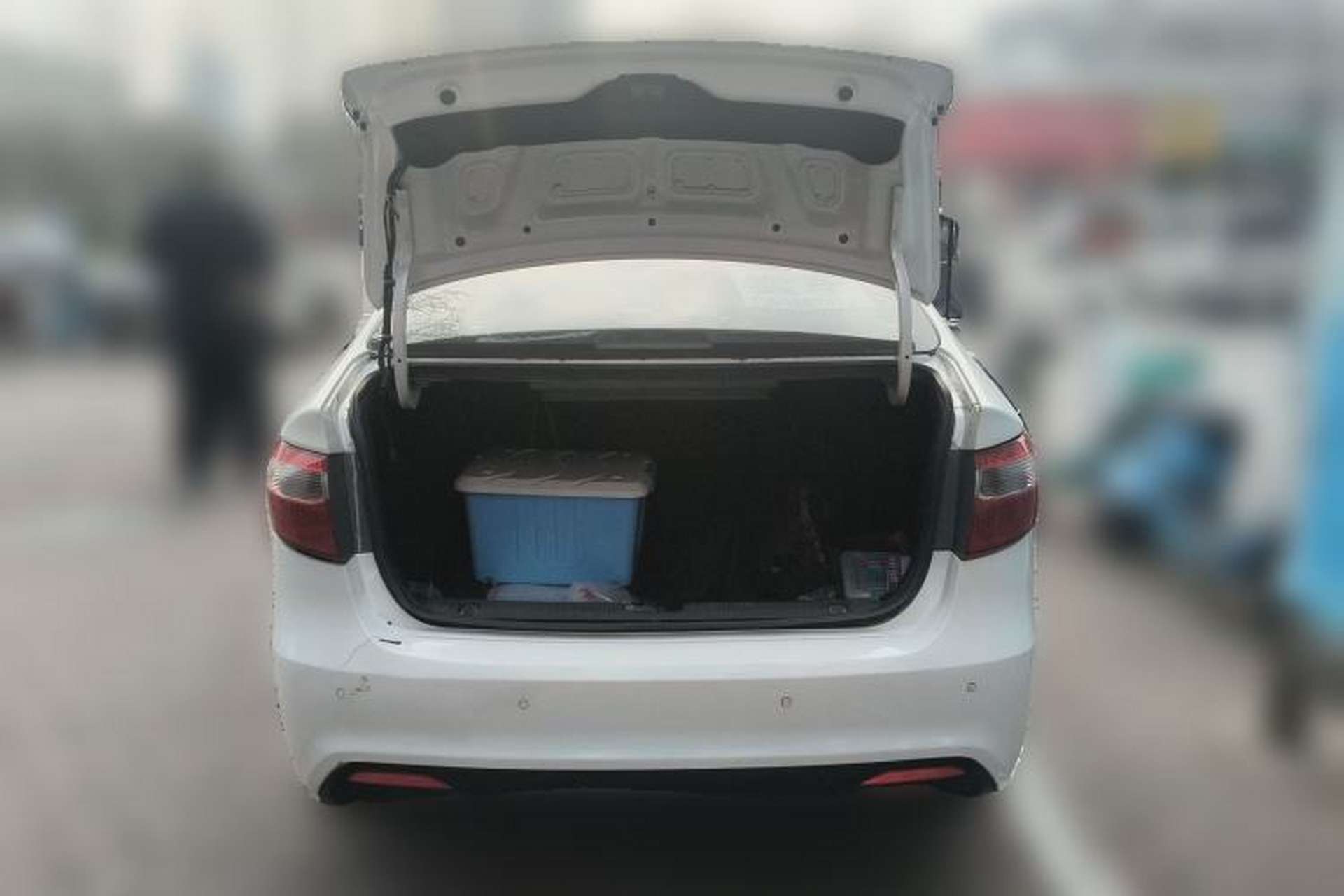 Used Kia K2 2011 Sedan 1.6L Automatic Transmission Premium Trunk