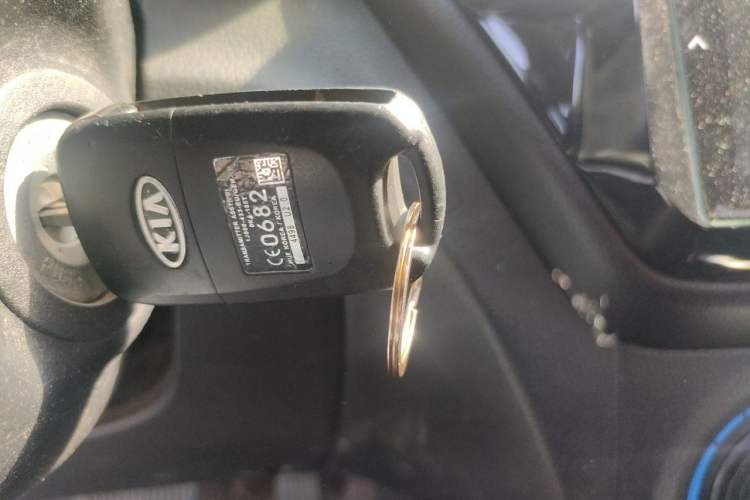 Used Kia K2 2011 Sedan 1.4L Automatic GLS Vehicle Key